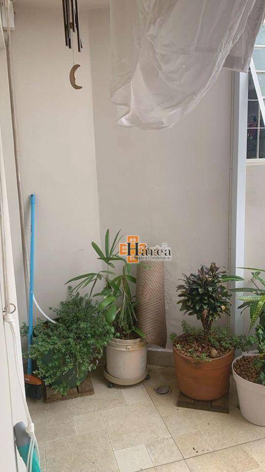 Apartamento à venda com 2 quartos, 100m² - Foto 10