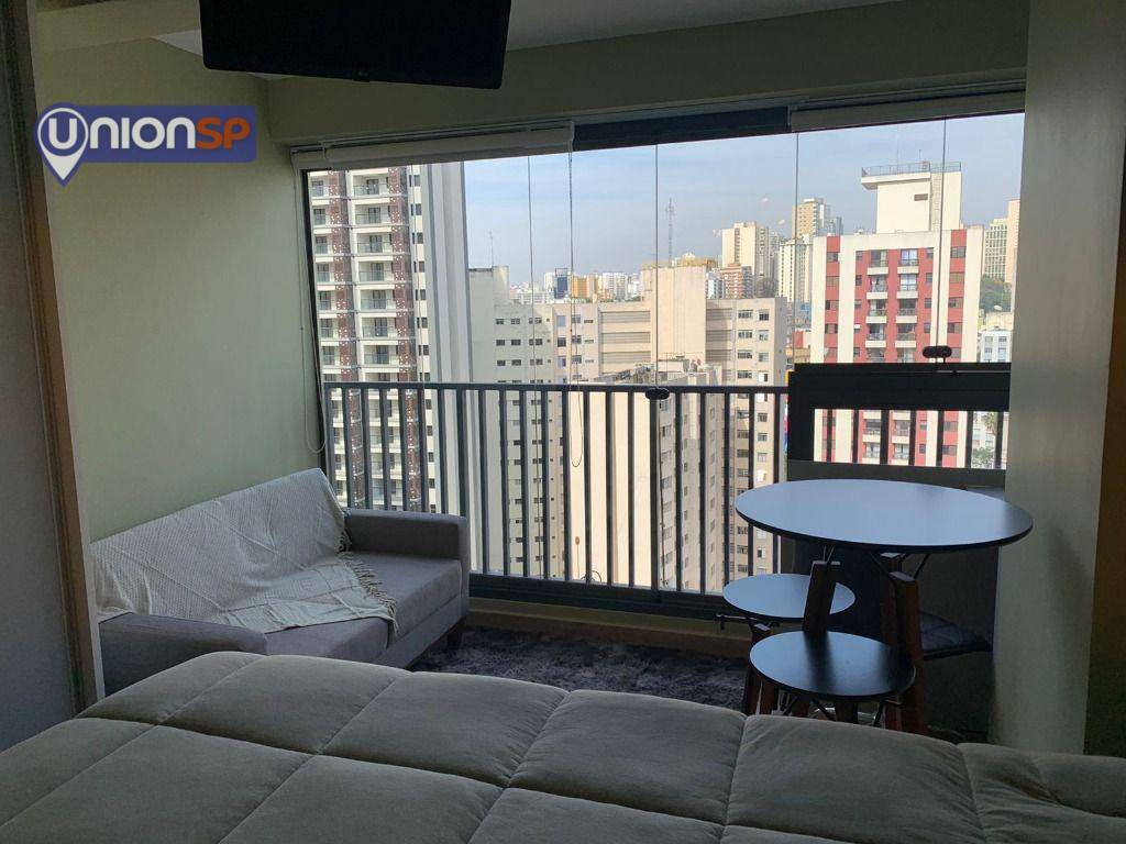 Apartamento à venda com 1 quarto, 24m² - Foto 2