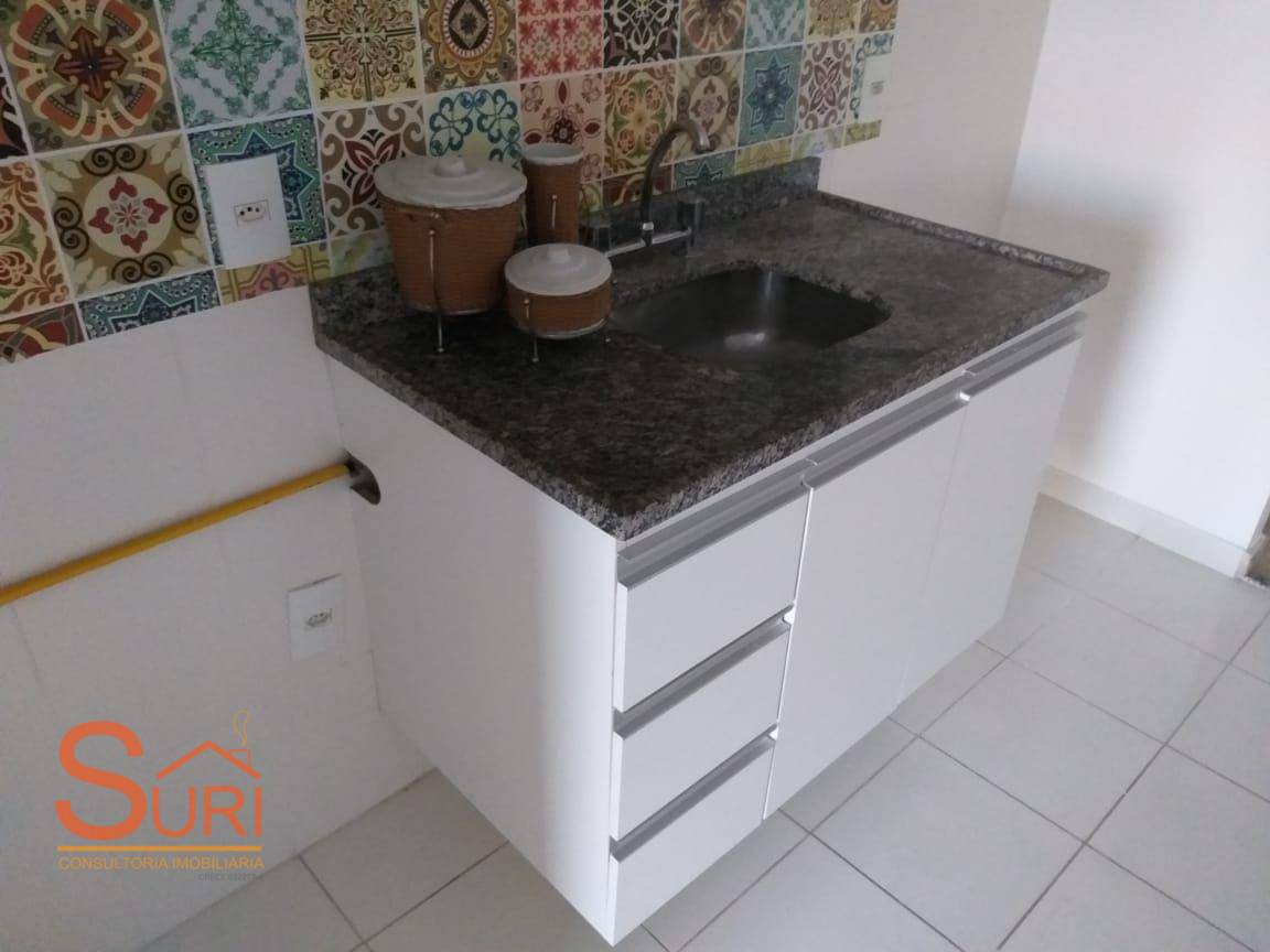 Apartamento à venda com 2 quartos, 65m² - Foto 4