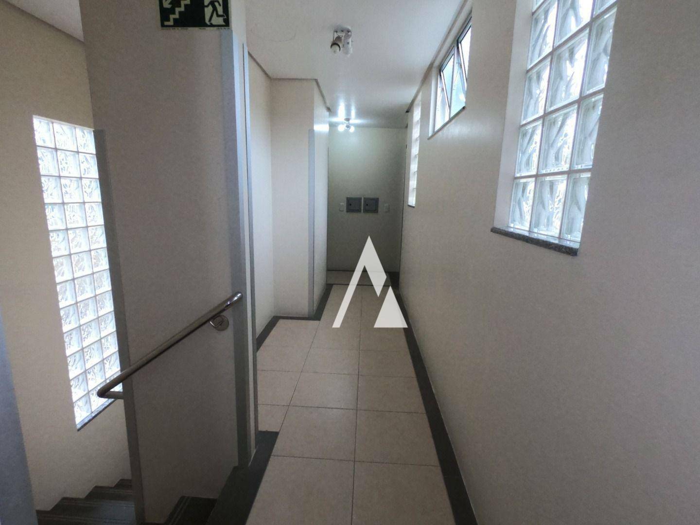 Apartamento para alugar com 1 quarto, 40m² - Foto 6