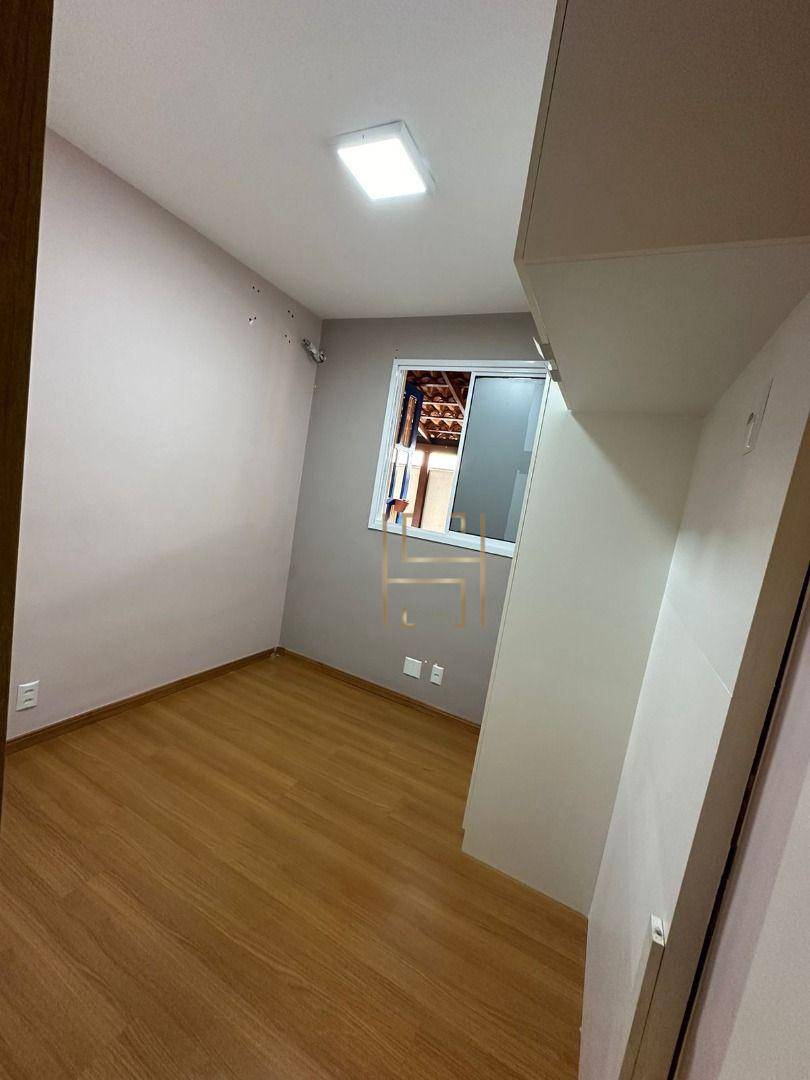 Apartamento à venda com 2 quartos, 62m² - Foto 5