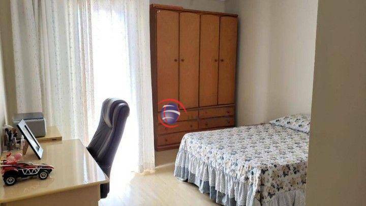 Sobrado à venda com 3 quartos, 207m² - Foto 2