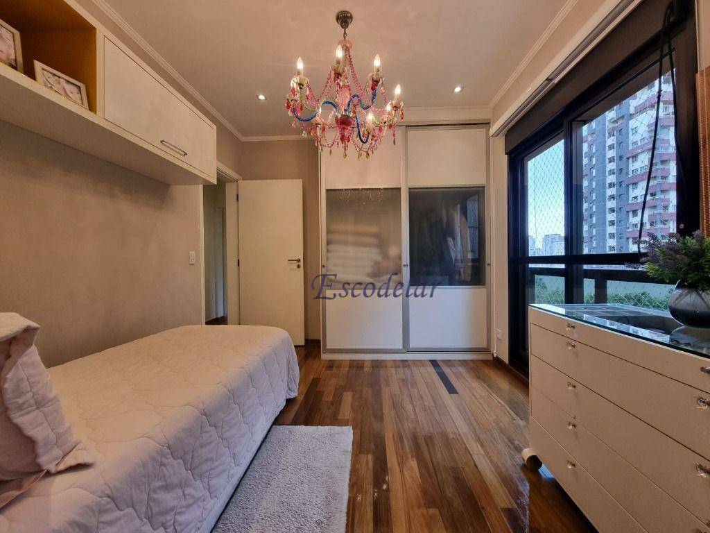 Apartamento à venda com 4 quartos, 226m² - Foto 32