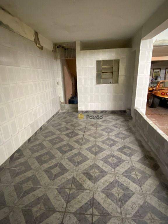 Sobrado à venda com 2 quartos, 278m² - Foto 14