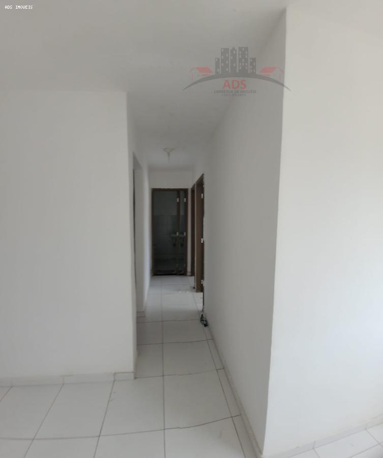 Apartamento à venda com 2 quartos, 45m² - Foto 3