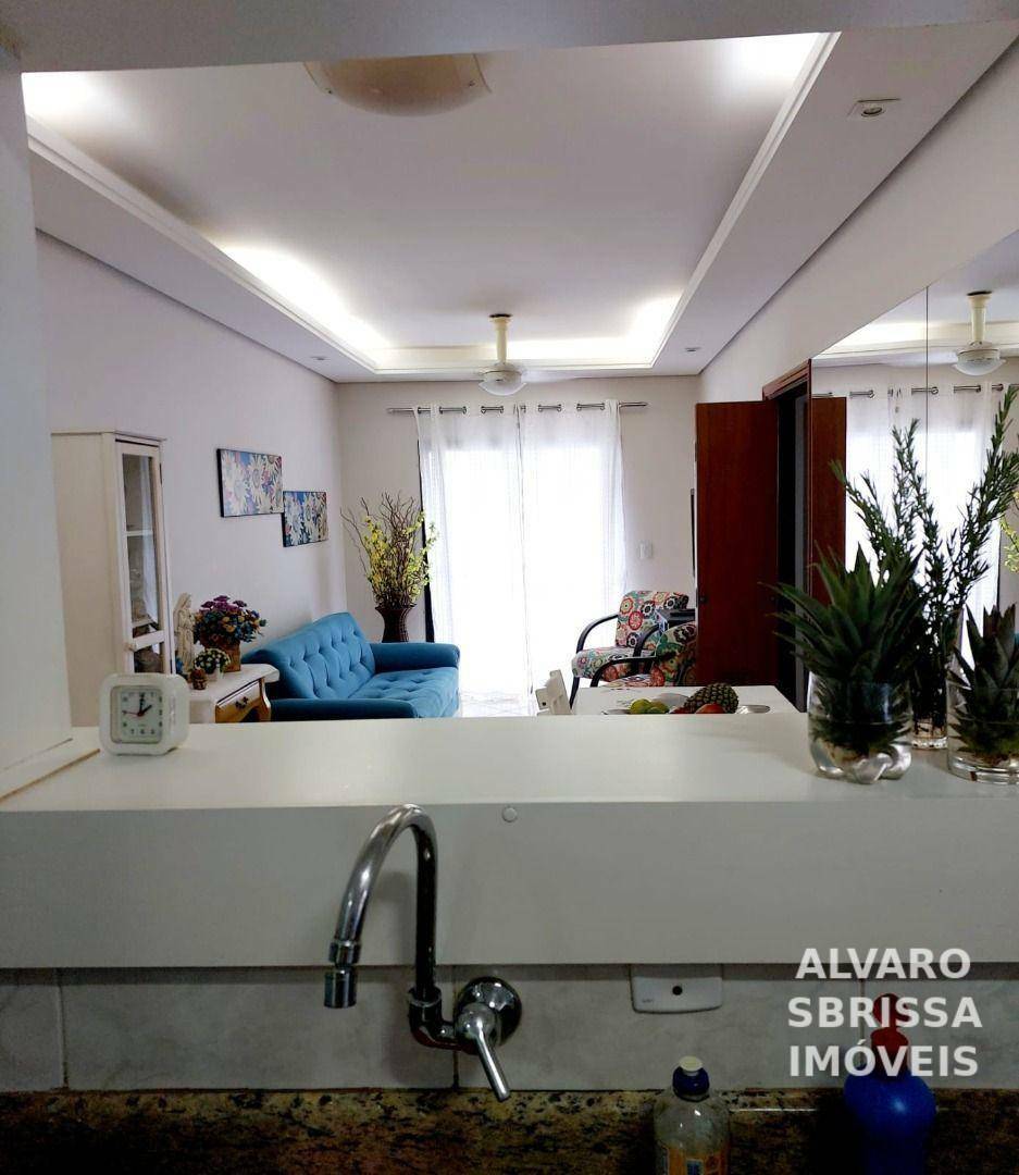 Apartamento à venda com 2 quartos, 70m² - Foto 5