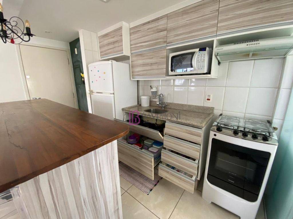 Apartamento para alugar com 3 quartos, 80m² - Foto 29