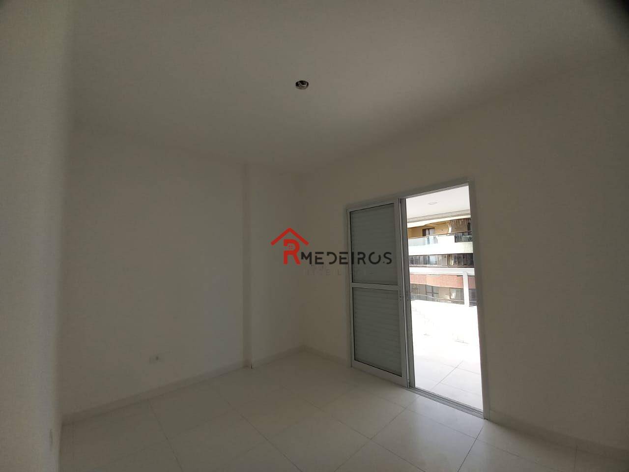 Apartamento à venda com 2 quartos, 107m² - Foto 13