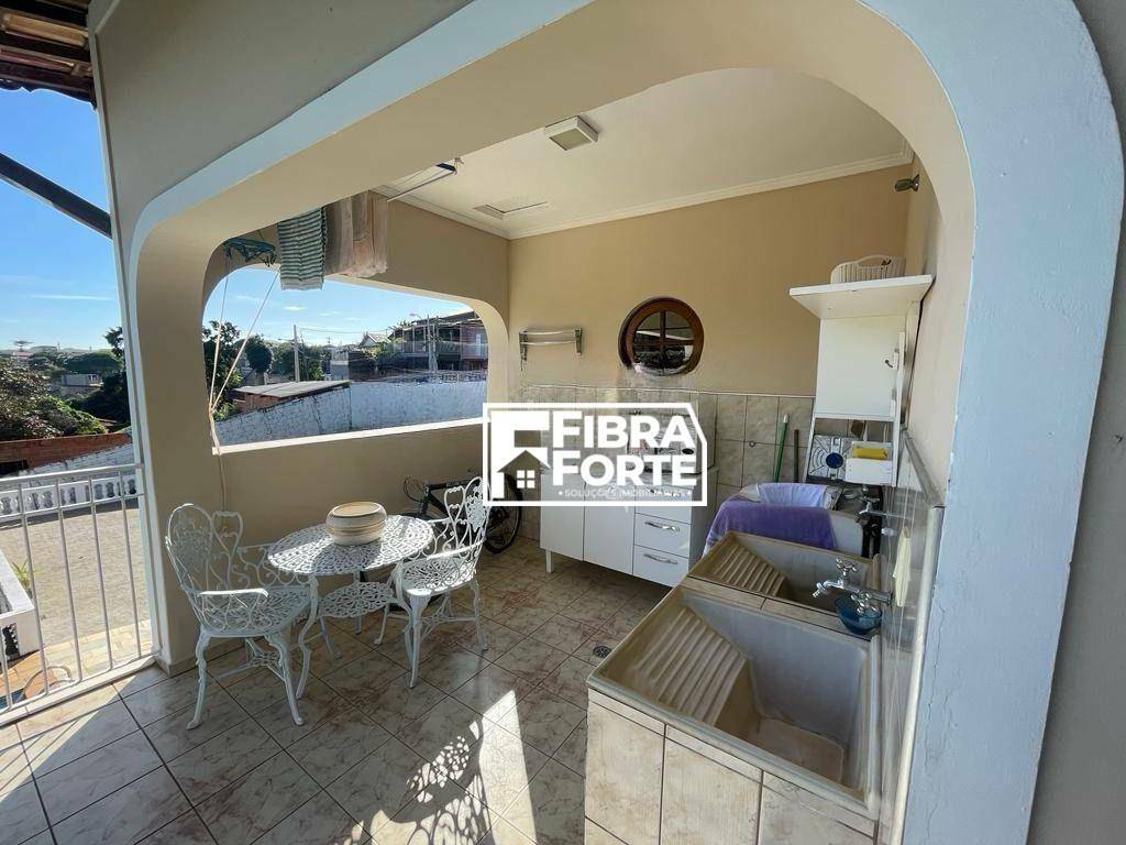 Casa à venda com 3 quartos, 274m² - Foto 30
