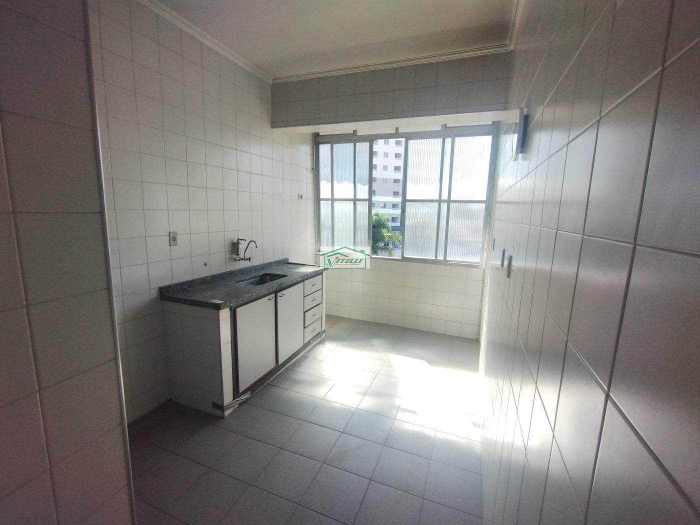 Apartamento à venda com 2 quartos, 65m² - Foto 3