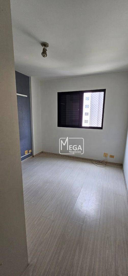 Apartamento à venda com 2 quartos, 64m² - Foto 3