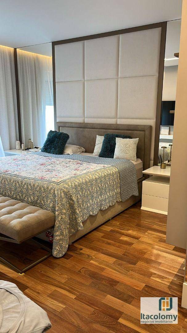 Apartamento à venda com 3 quartos, 284m² - Foto 2