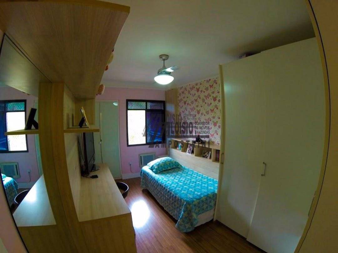 Apartamento à venda com 3 quartos, 180m² - Foto 13