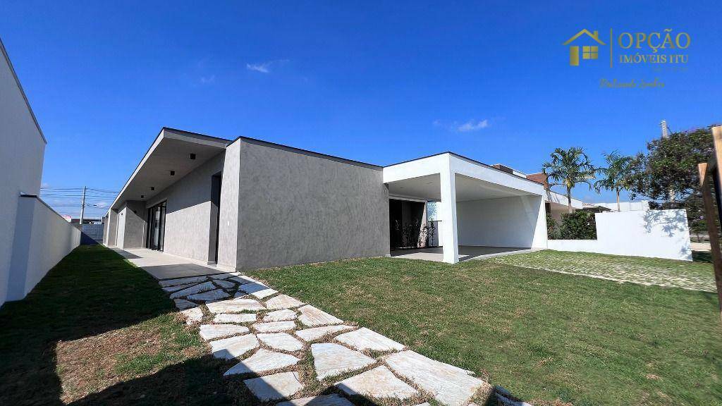 Casa de Condomínio à venda com 3 quartos, 400m² - Foto 2