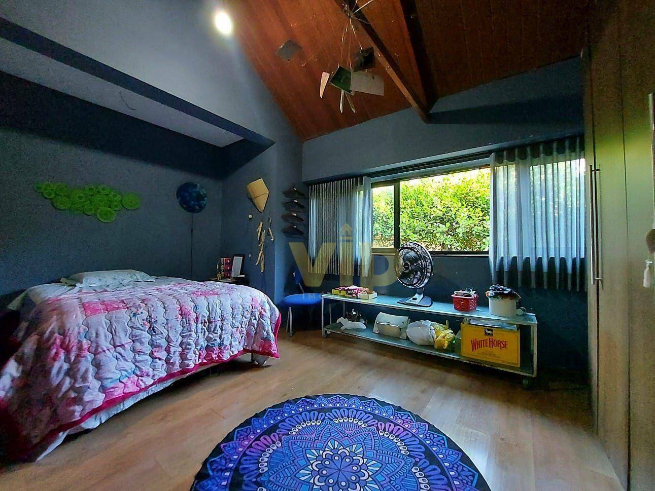 Casa à venda com 2 quartos, 198m² - Foto 9