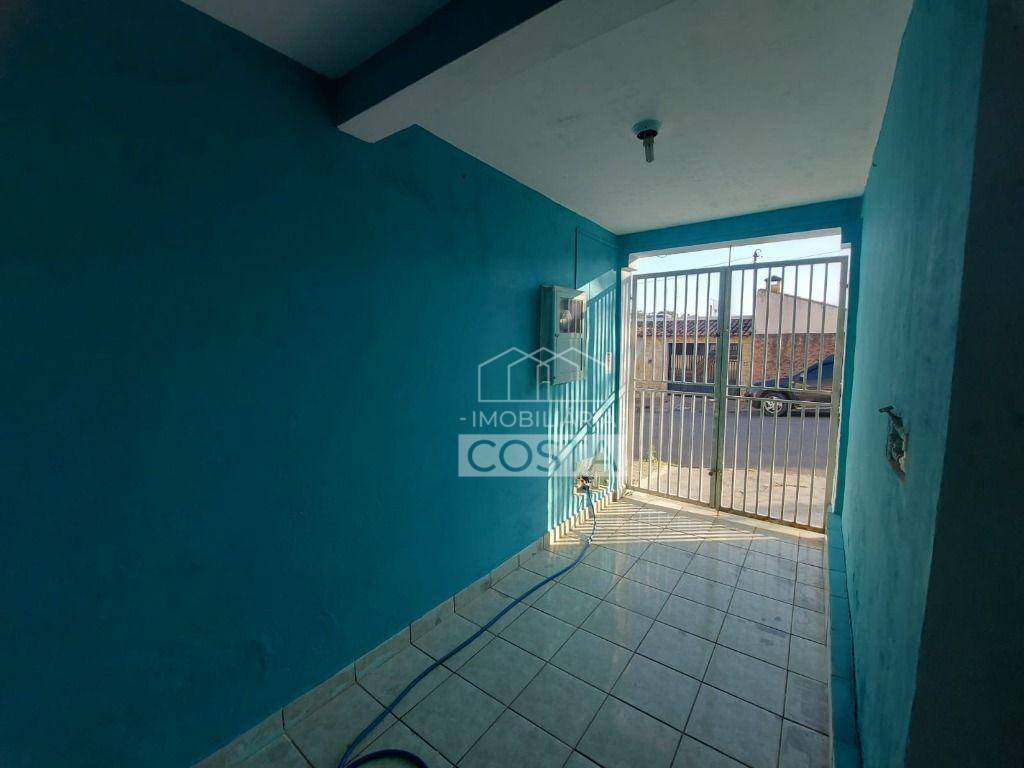 Casa à venda com 2 quartos, 138m² - Foto 3
