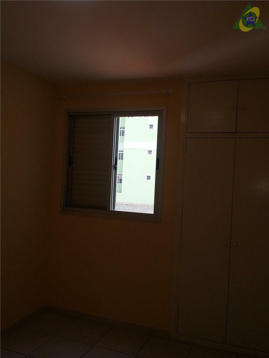 Apartamento à venda com 2 quartos, 80m² - Foto 11