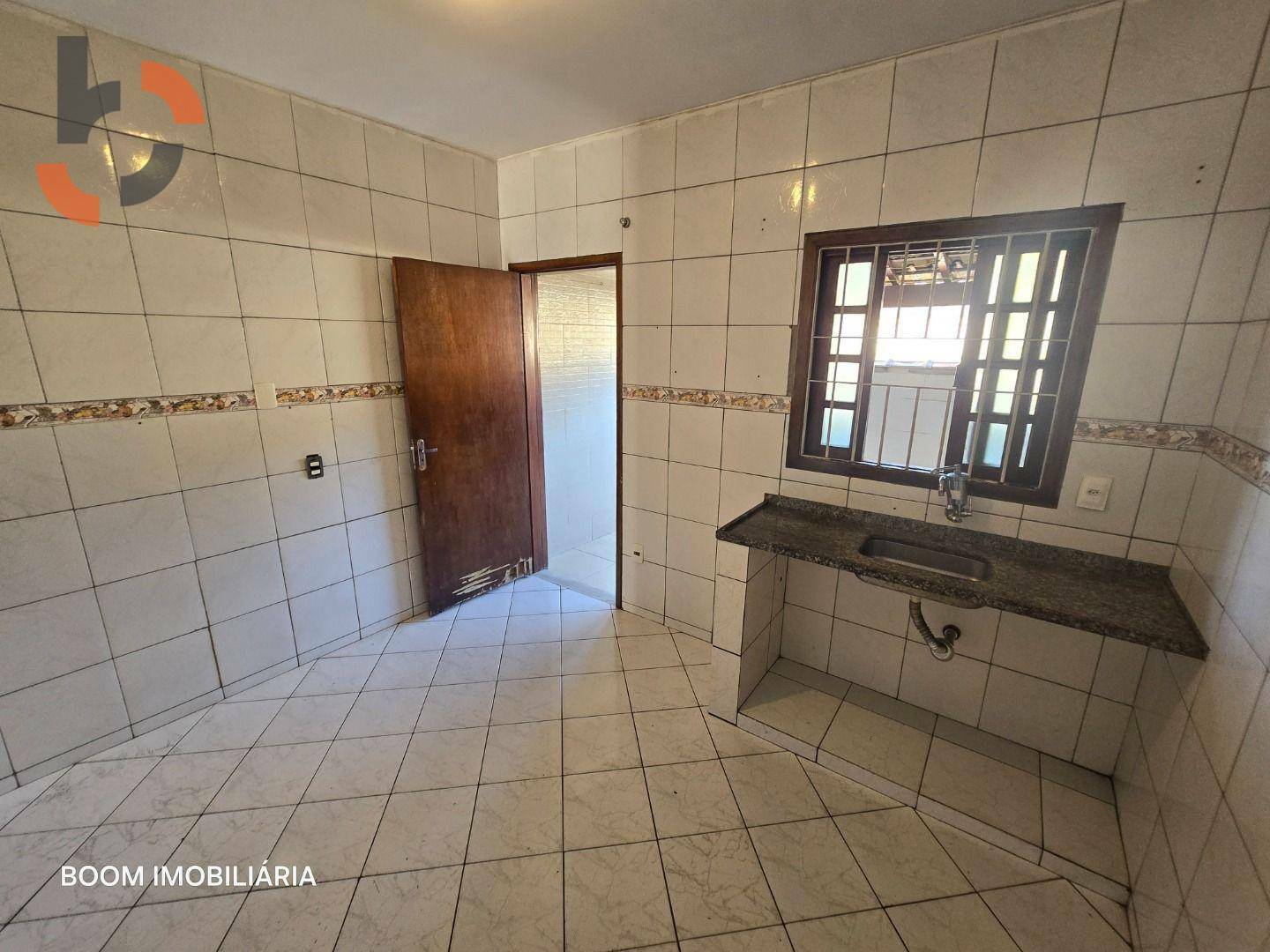 Casa à venda com 2 quartos, 69m² - Foto 9