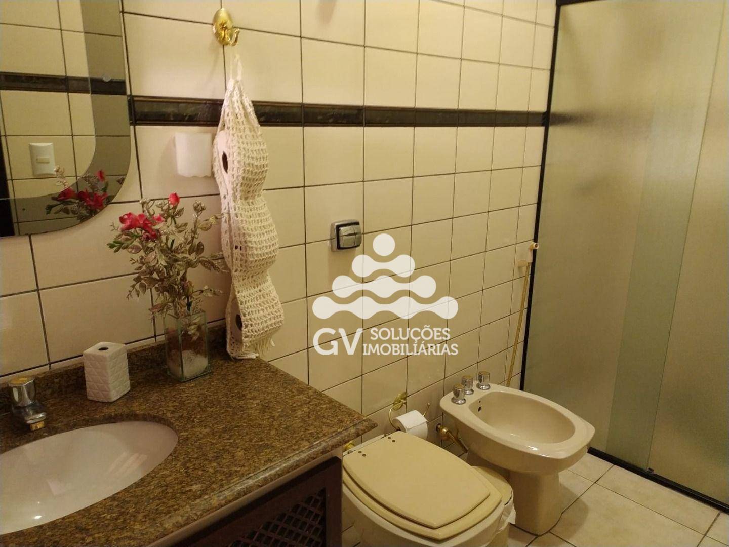 Casa de Condomínio à venda com 6 quartos, 327m² - Foto 32