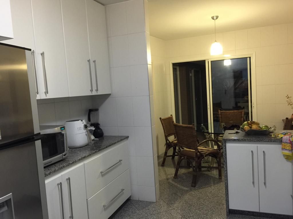 Apartamento à venda com 3 quartos, 265m² - Foto 6