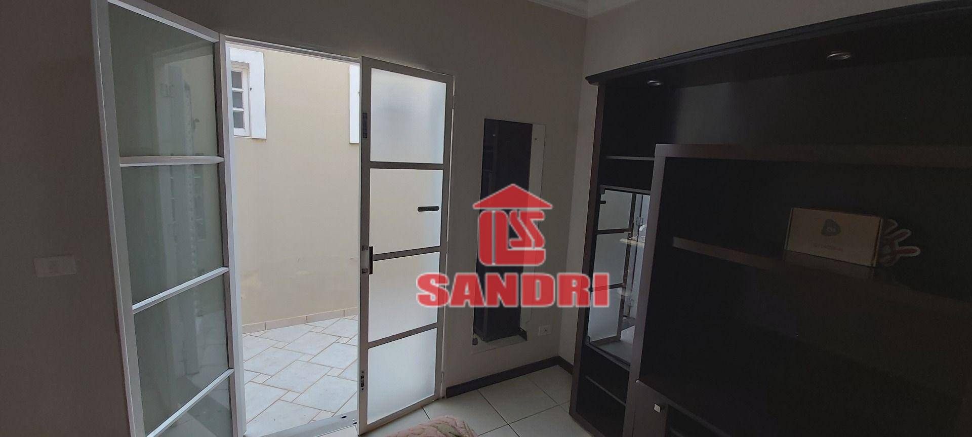 Casa à venda com 4 quartos, 205m² - Foto 15