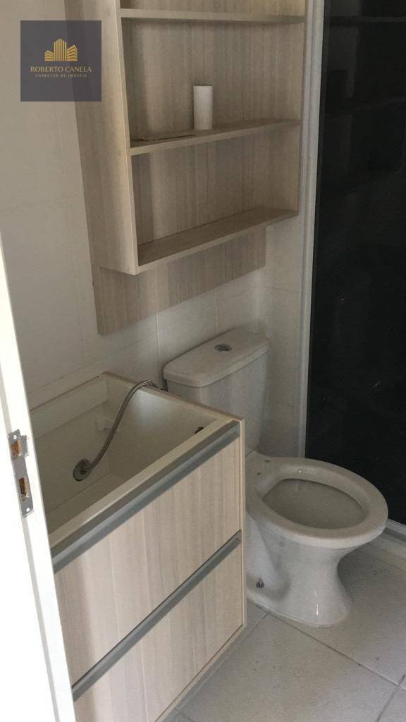 Apartamento à venda com 2 quartos, 67m² - Foto 30