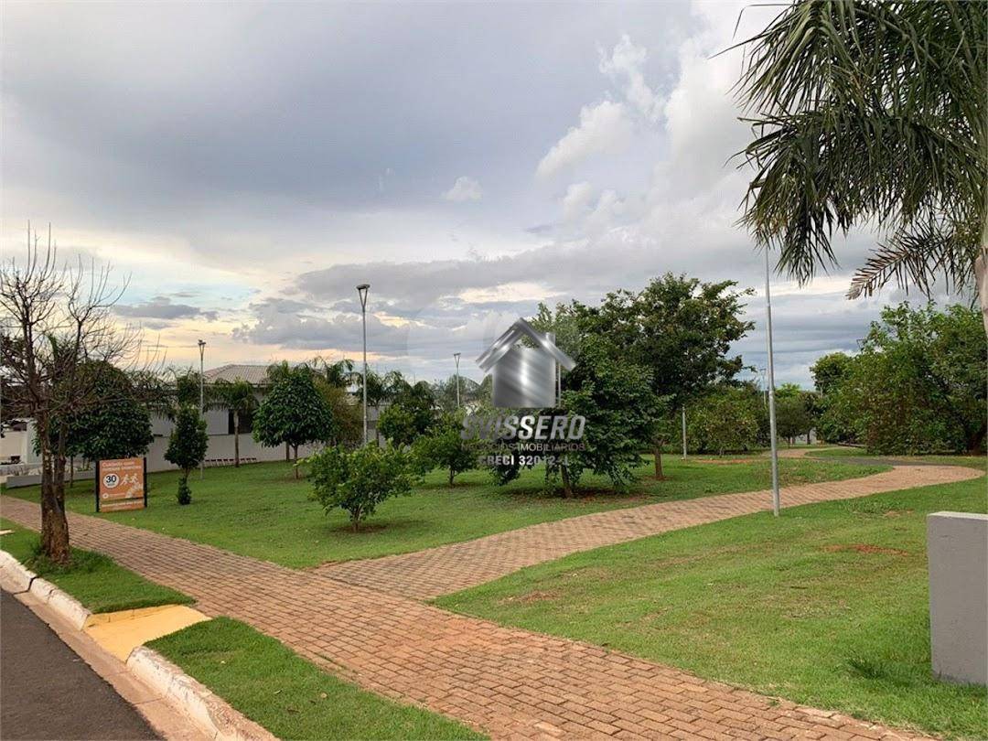 Casa, 3 quartos, 215 m² - Foto 4