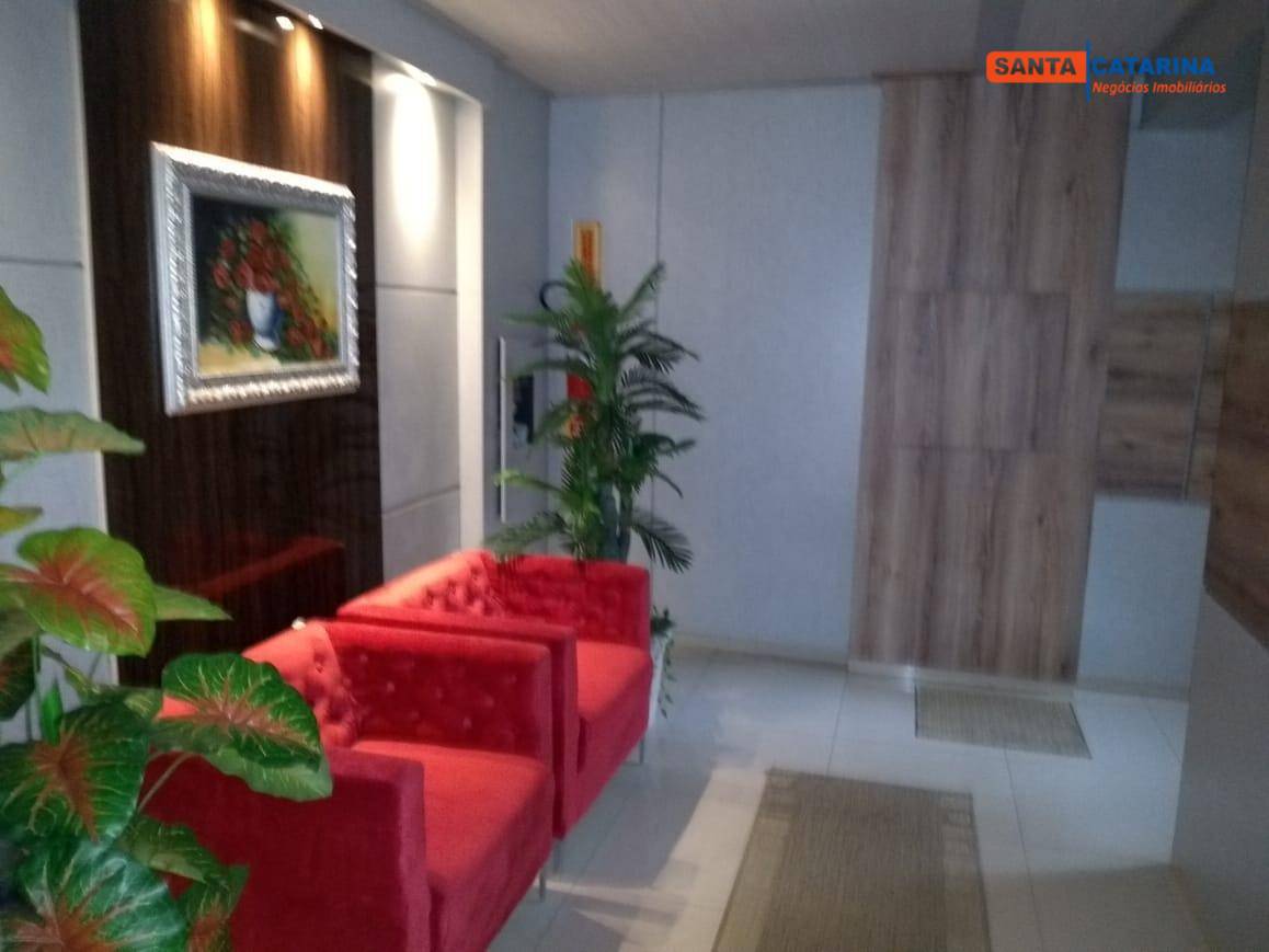 Apartamento à venda com 4 quartos, 180m² - Foto 20