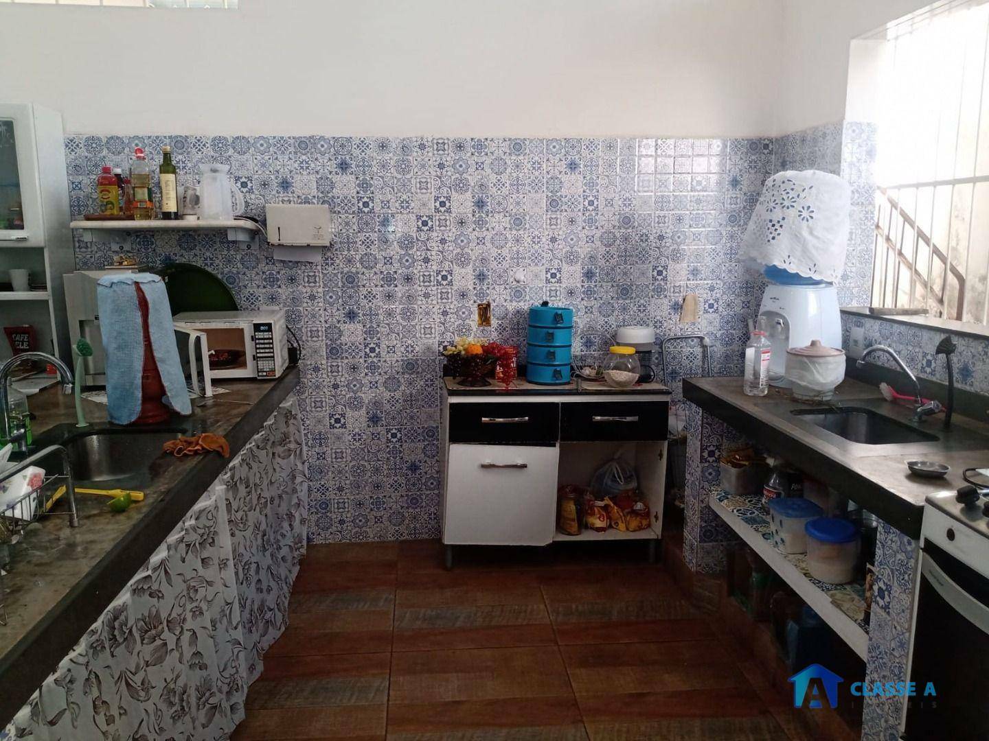 Casa à venda com 5 quartos, 209m² - Foto 42