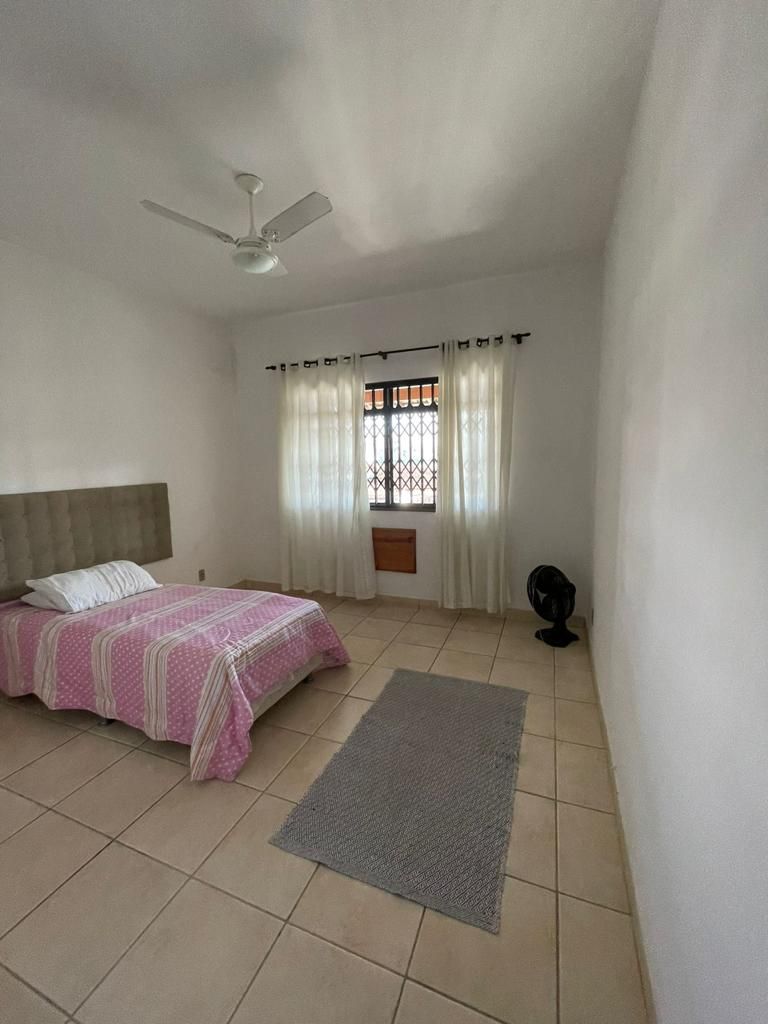 Casa de Condomínio à venda com 5 quartos, 260m² - Foto 11