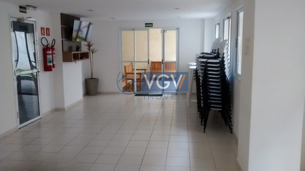 Apartamento à venda com 2 quartos, 60m² - Foto 11