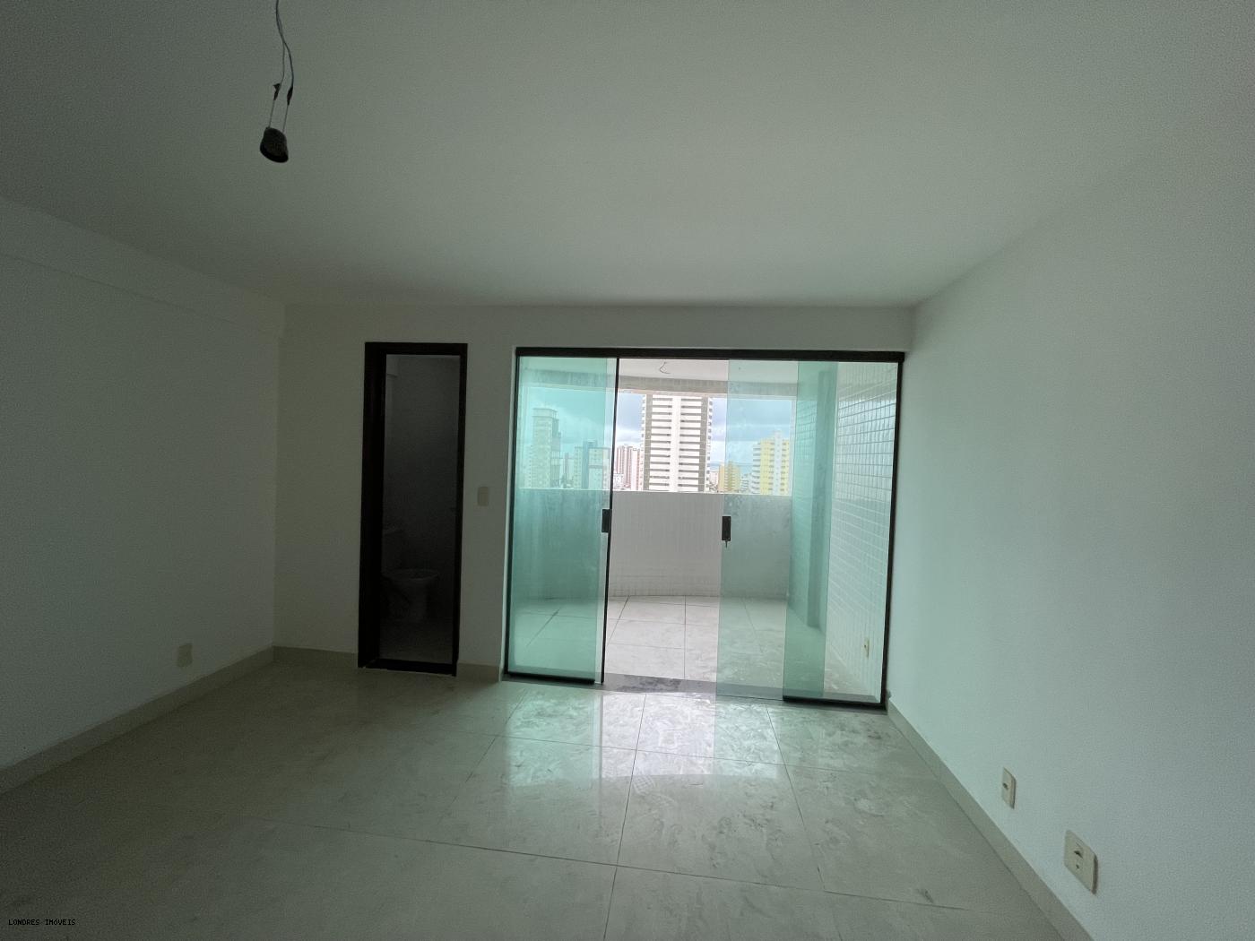 Apartamento à venda com 4 quartos, 158m² - Foto 22