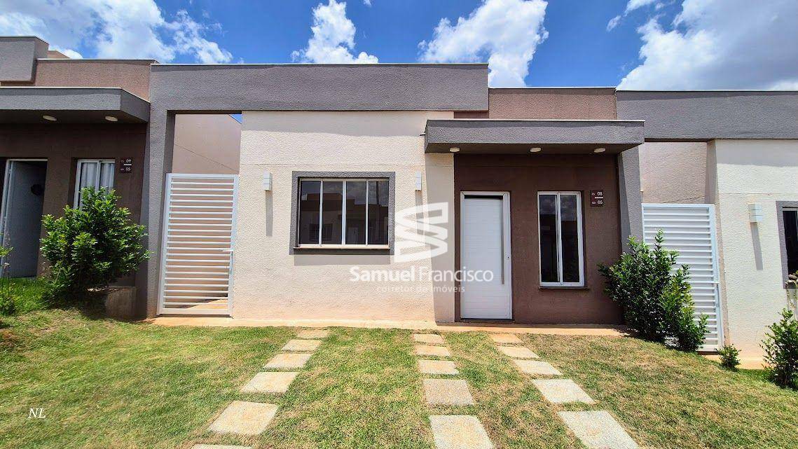 Casa de Condomínio à venda com 3 quartos, 67m² - Foto 1