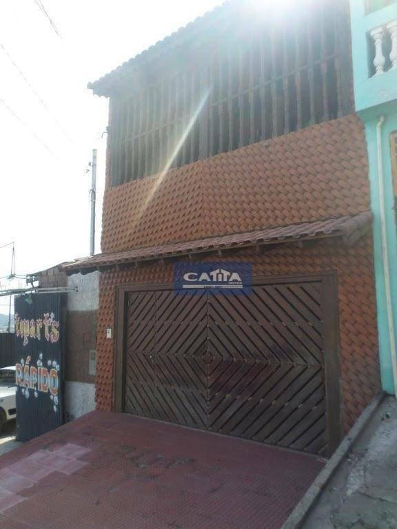 Sobrado à venda com 3 quartos, 194m² - Foto 1