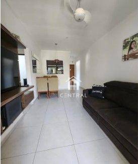 Apartamento à venda com 2 quartos, 70m² - Foto 8