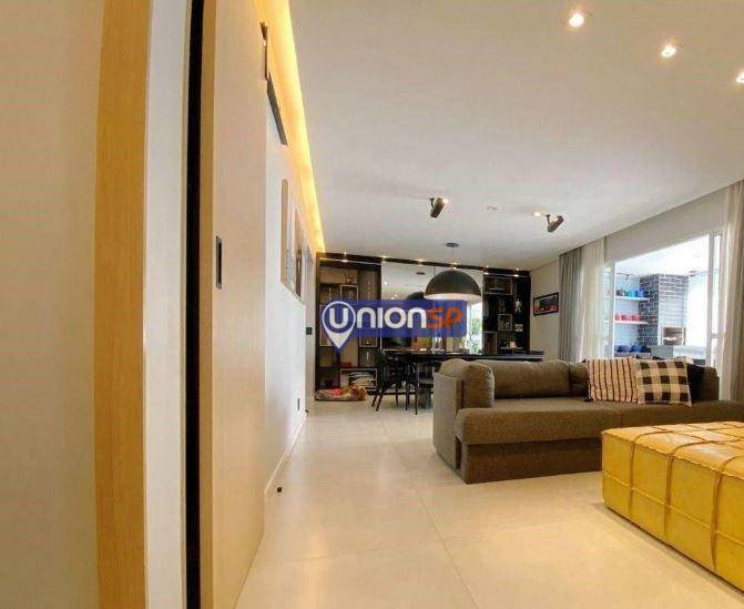 Apartamento à venda com 3 quartos, 150m² - Foto 3