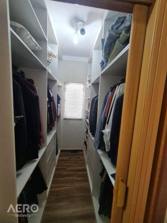 Casa à venda com 3 quartos, 139m² - Foto 8