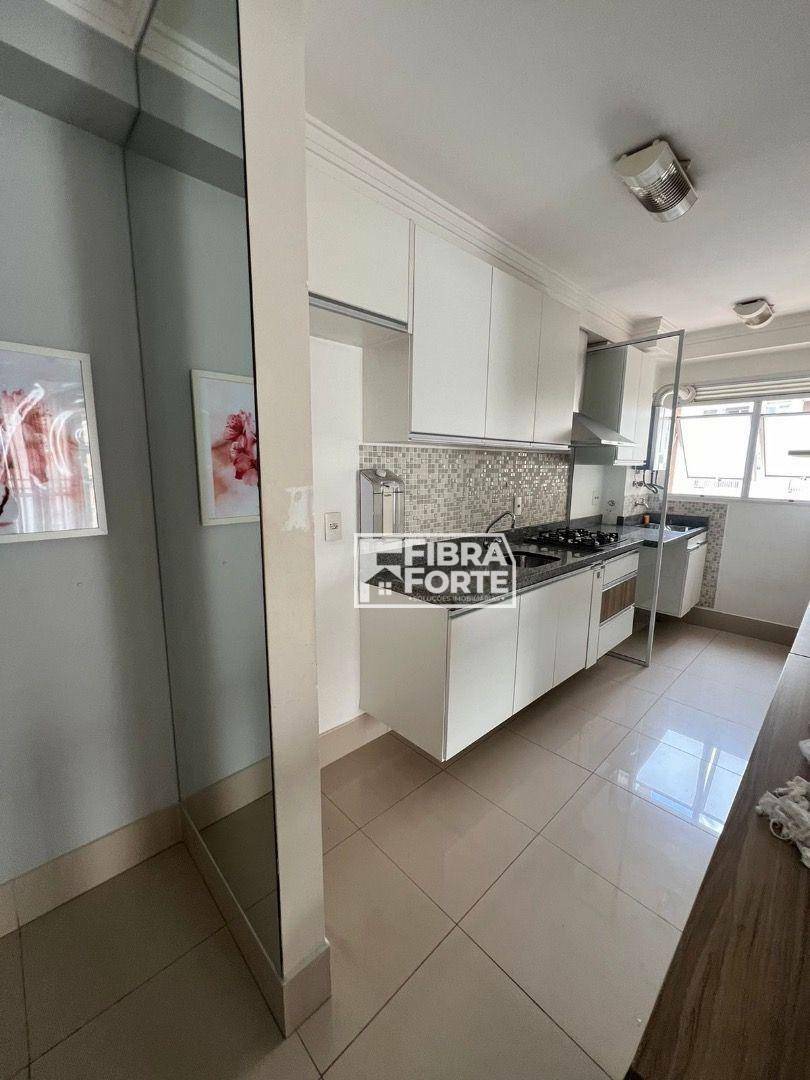 Apartamento à venda e aluguel com 3 quartos, 75m² - Foto 17