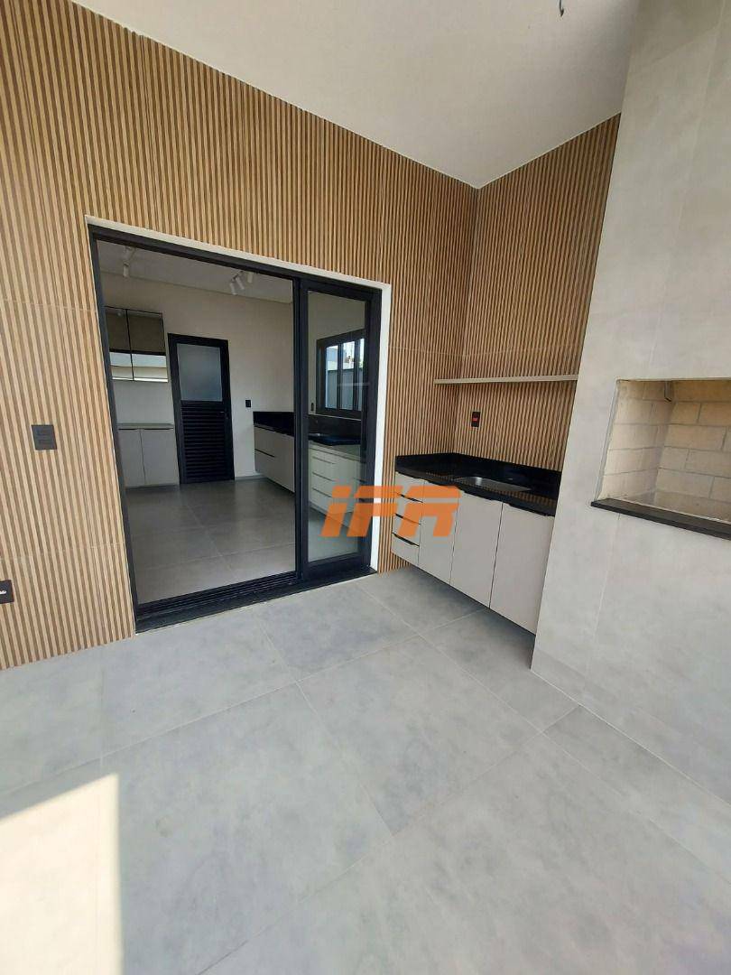 Sobrado à venda com 3 quartos, 207m² - Foto 9