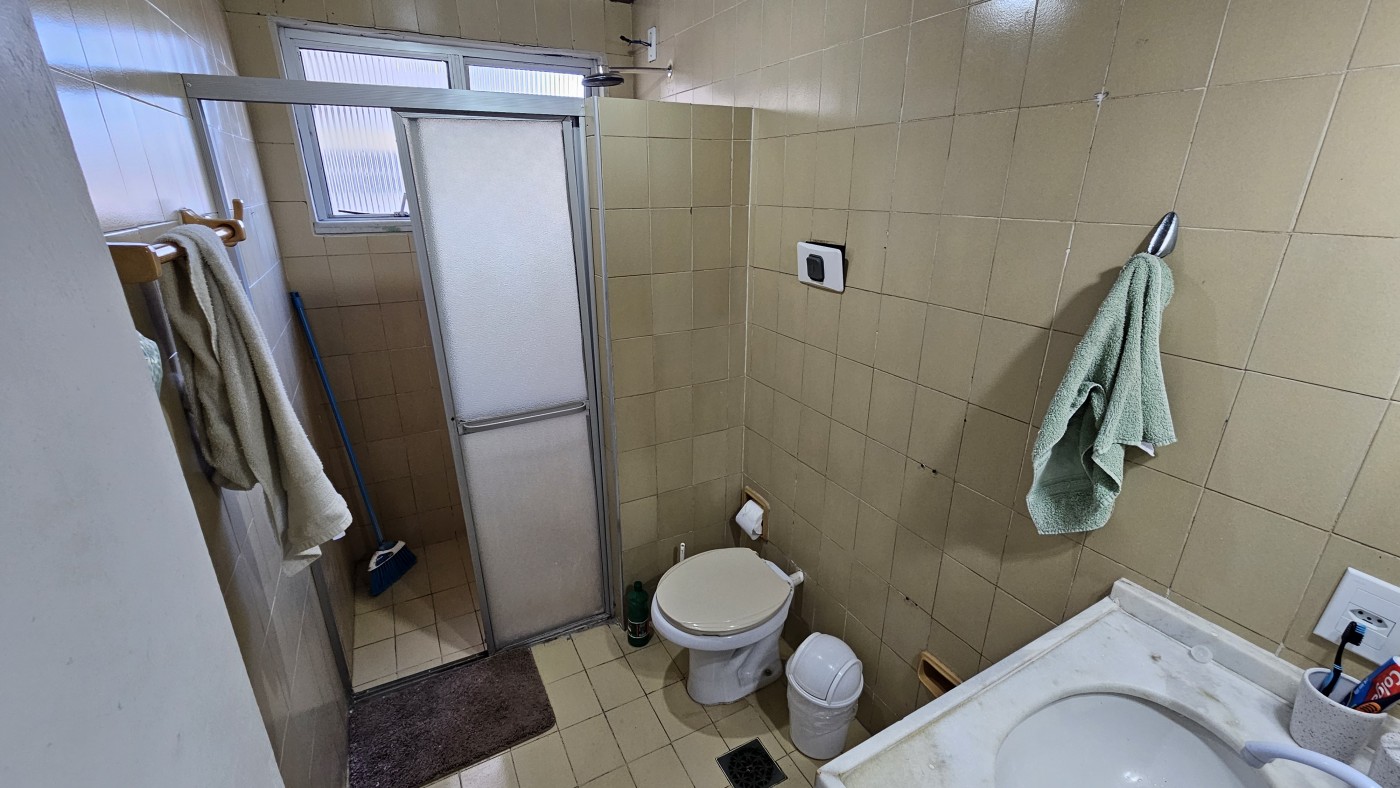 Apartamento à venda com 3 quartos, 112m² - Foto 2