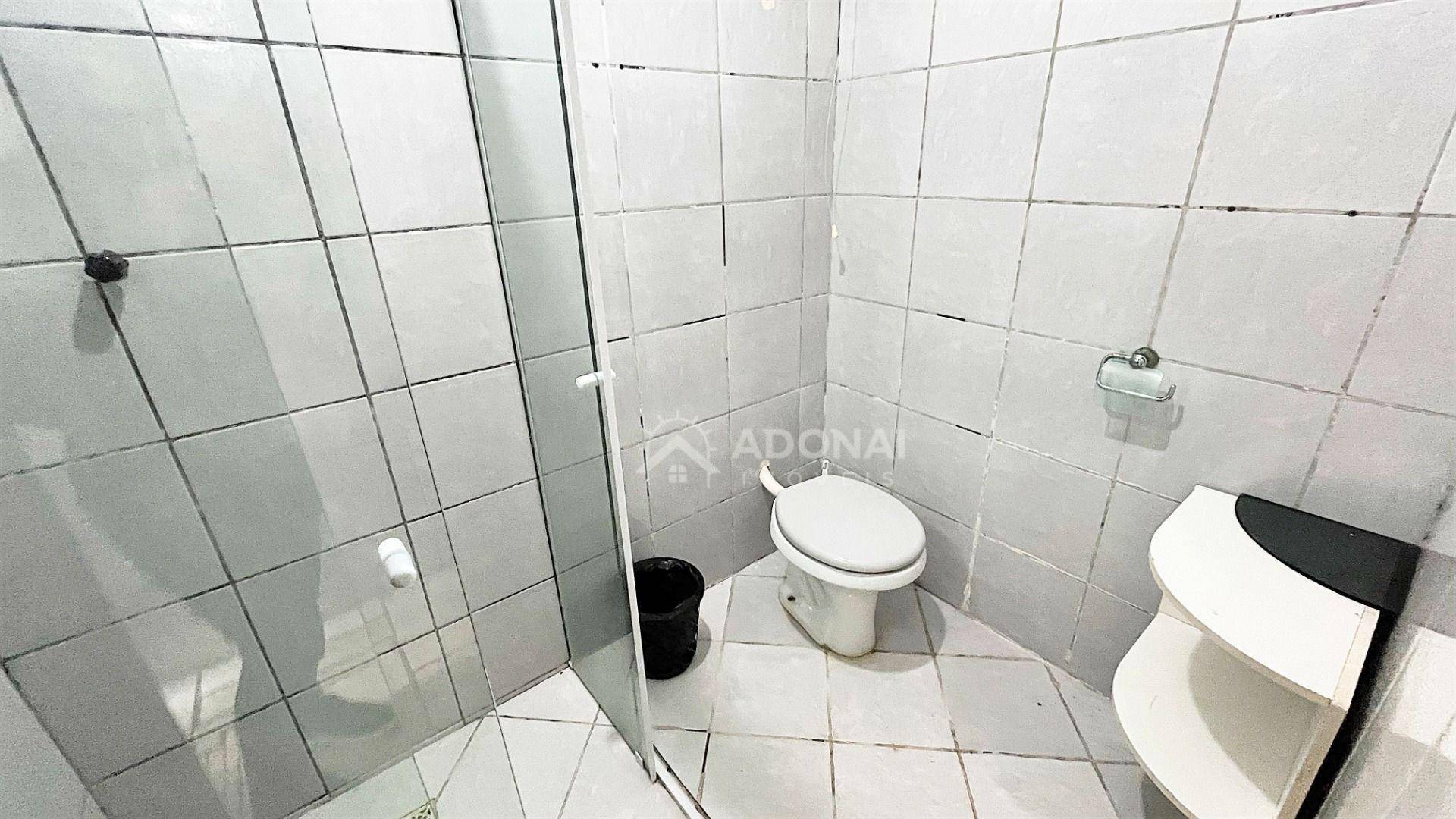 Casa à venda com 7 quartos, 228m² - Foto 28