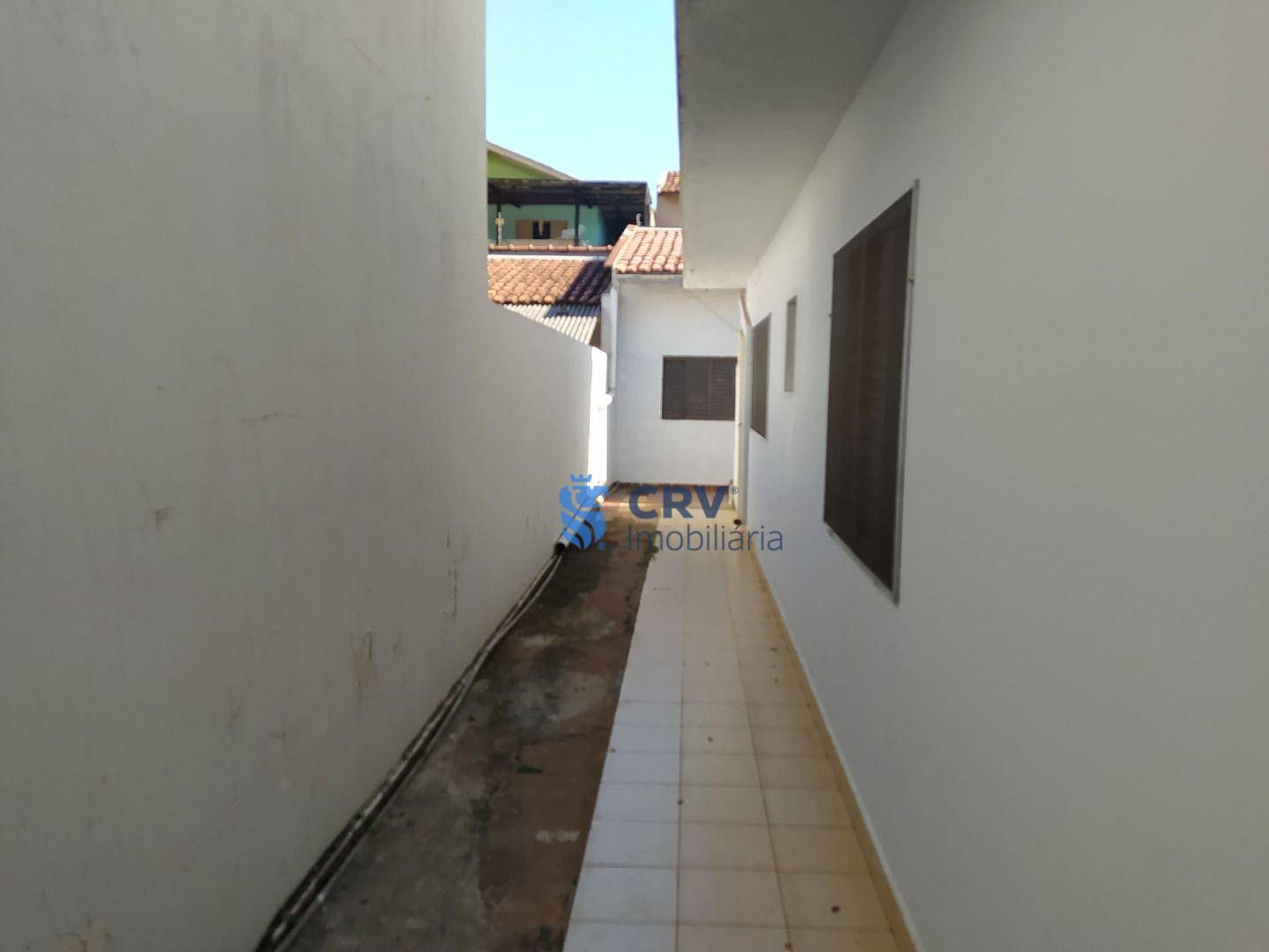 Casa para alugar com 2 quartos, 48m² - Foto 3