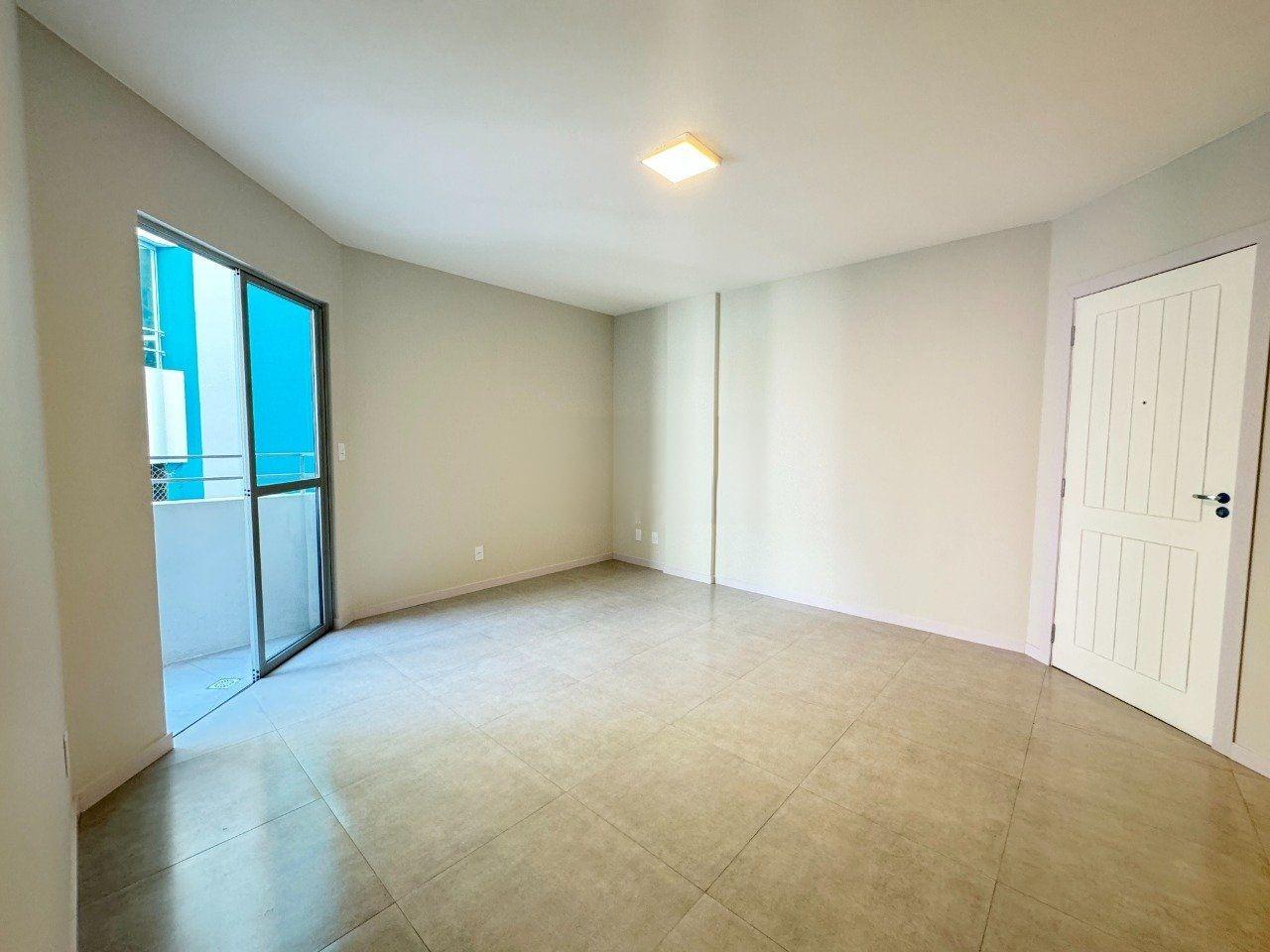 Apartamento à venda com 2 quartos, 65m² - Foto 13