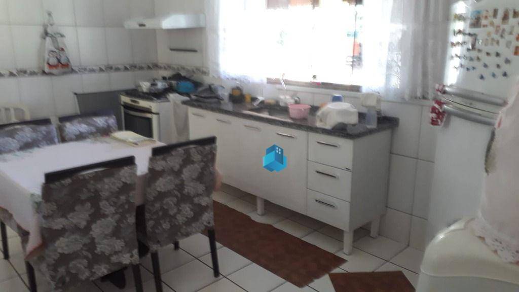 Chácara à venda com 3 quartos, 185m² - Foto 13