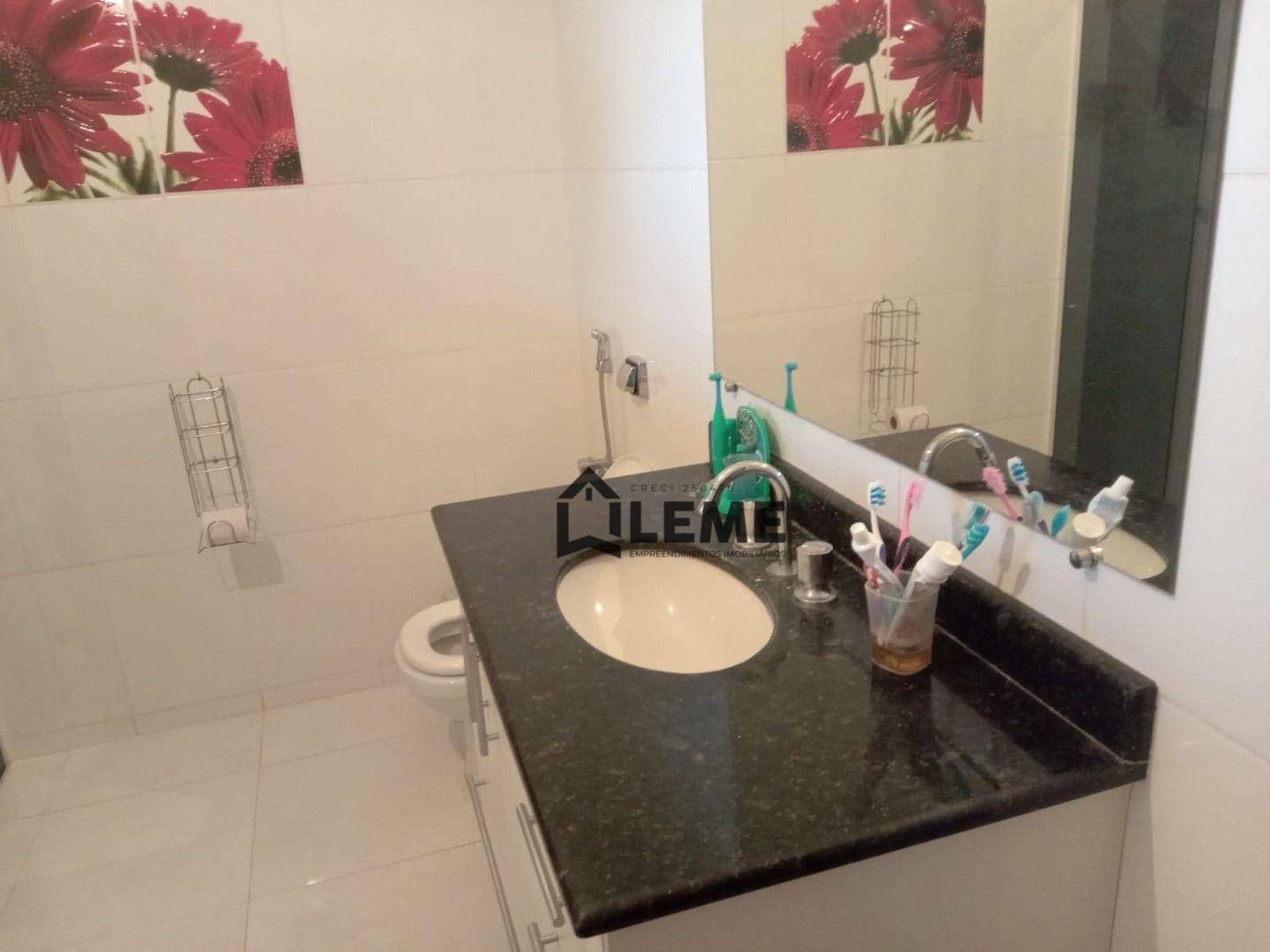 Sobrado à venda com 3 quartos, 250m² - Foto 10