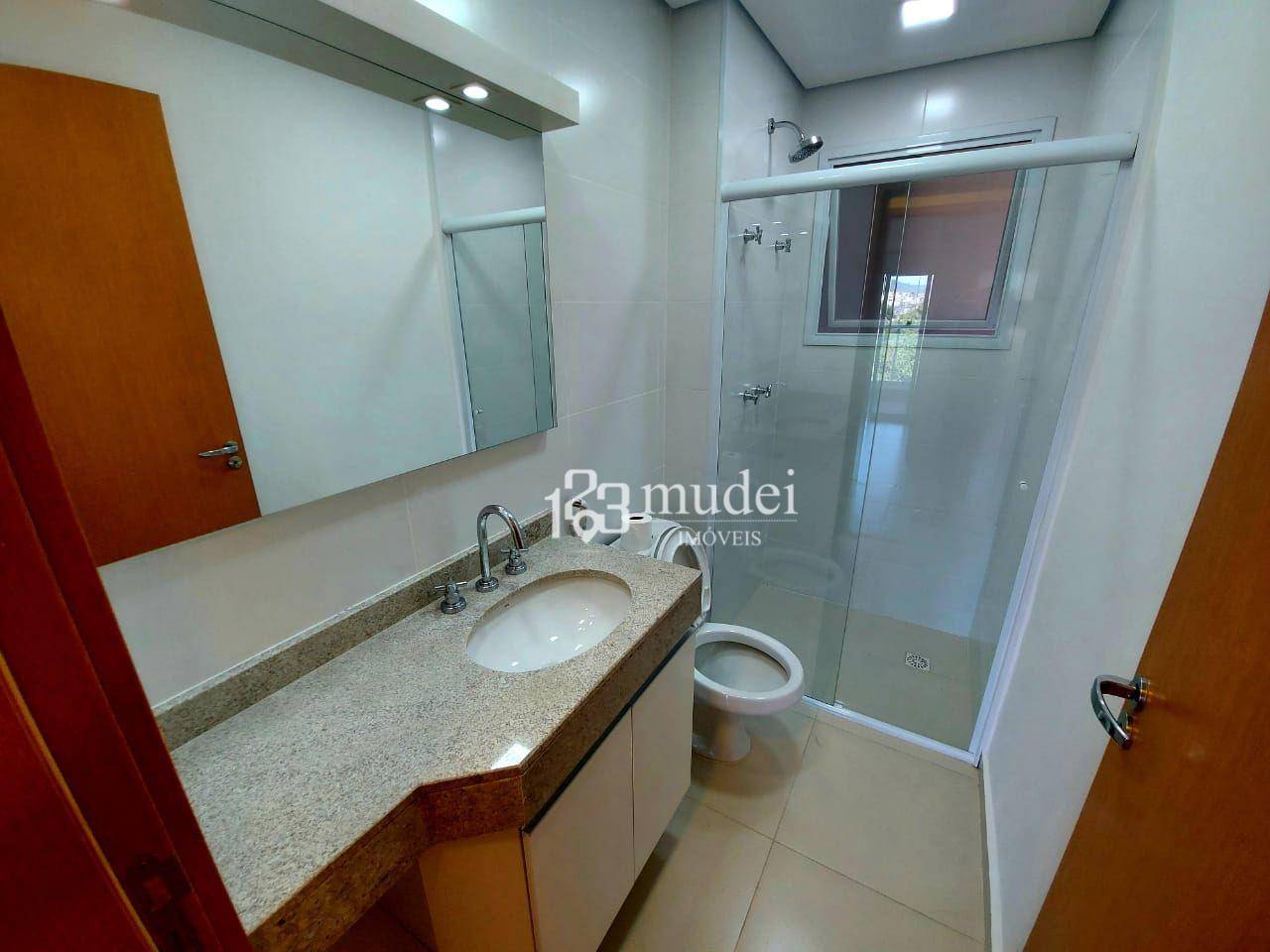 Apartamento para alugar com 3 quartos, 84m² - Foto 8