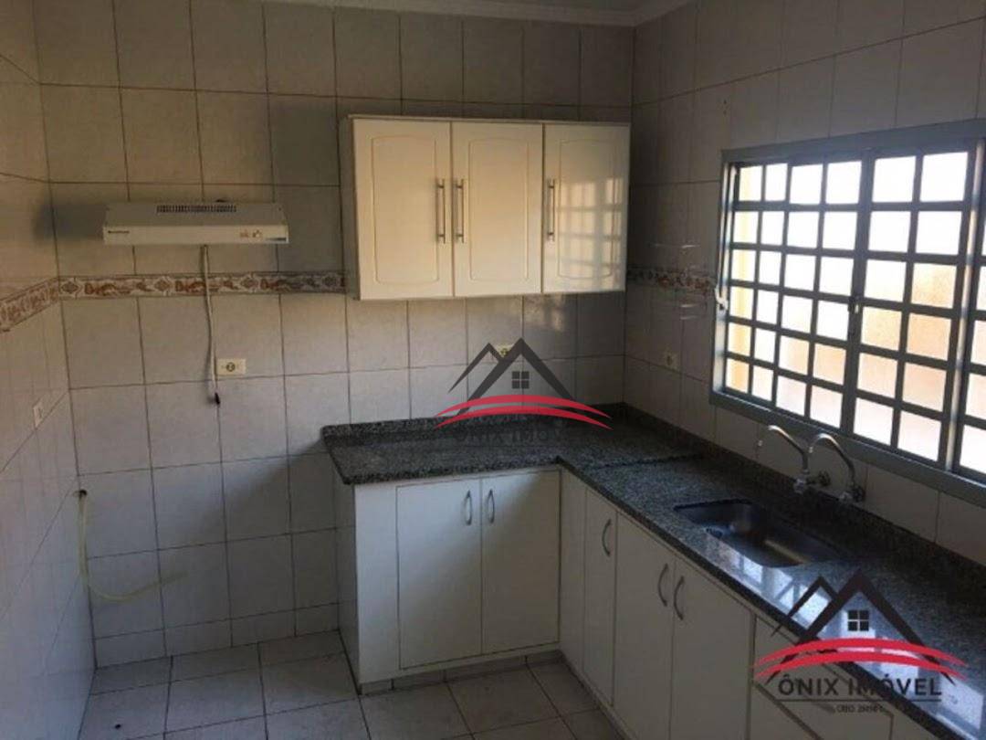 Casa à venda com 3 quartos, 170m² - Foto 13