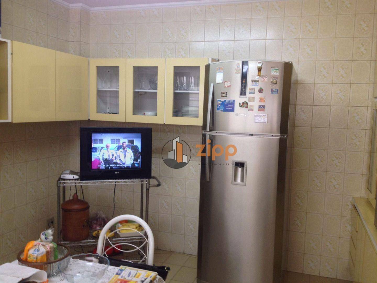 Sobrado à venda com 4 quartos, 298m² - Foto 7