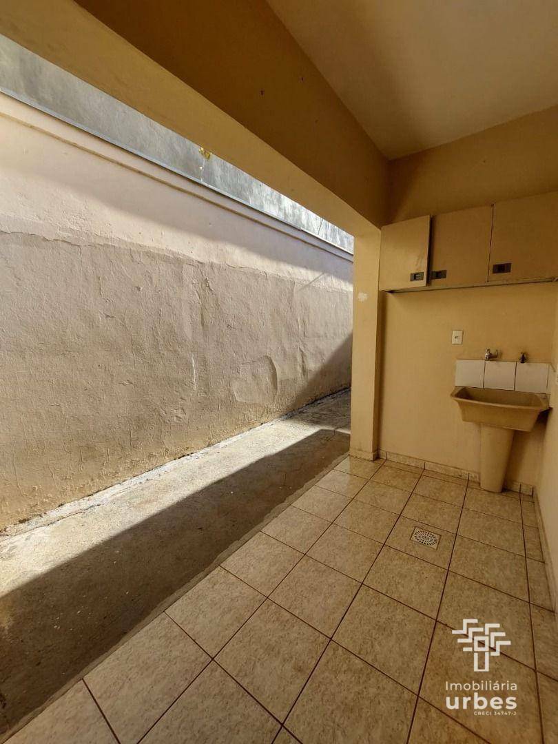 Casa para alugar com 2 quartos, 116m² - Foto 9