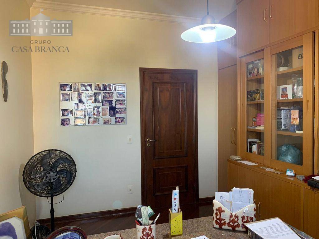 Apartamento à venda com 3 quartos, 260m² - Foto 23